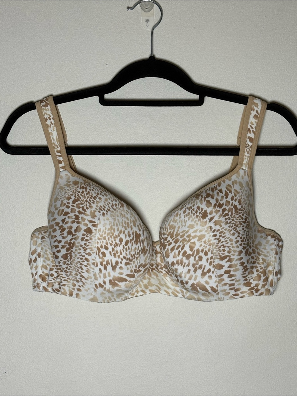 Cacique Lightly Lined Full Coverage Leopard Print Bra Size 40D